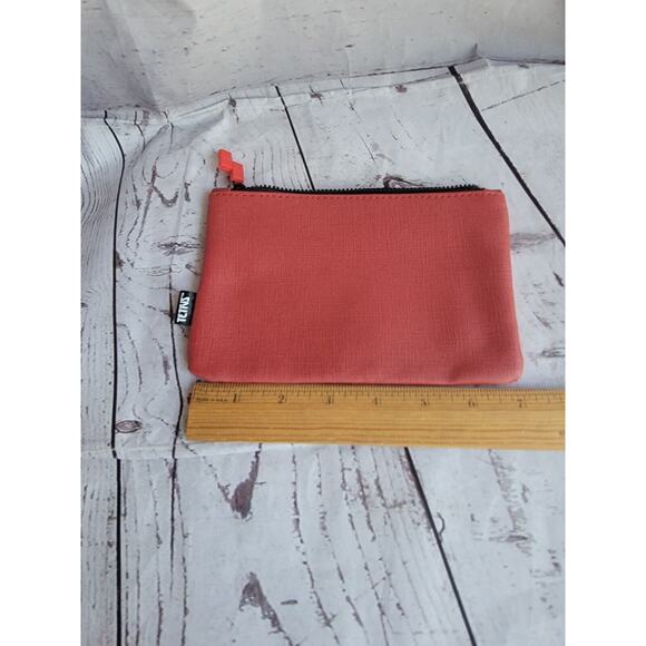 Ipsy Red Tetris Makeup Cosmetic Bag Makeup Glam Bag - Picture 4 of 7